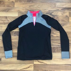 Athletic long sleeve shirt